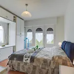 Lorenza Rooftop View - Happy Apartment Stresa