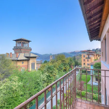 Apartman Lorenza Rooftop View - Happy